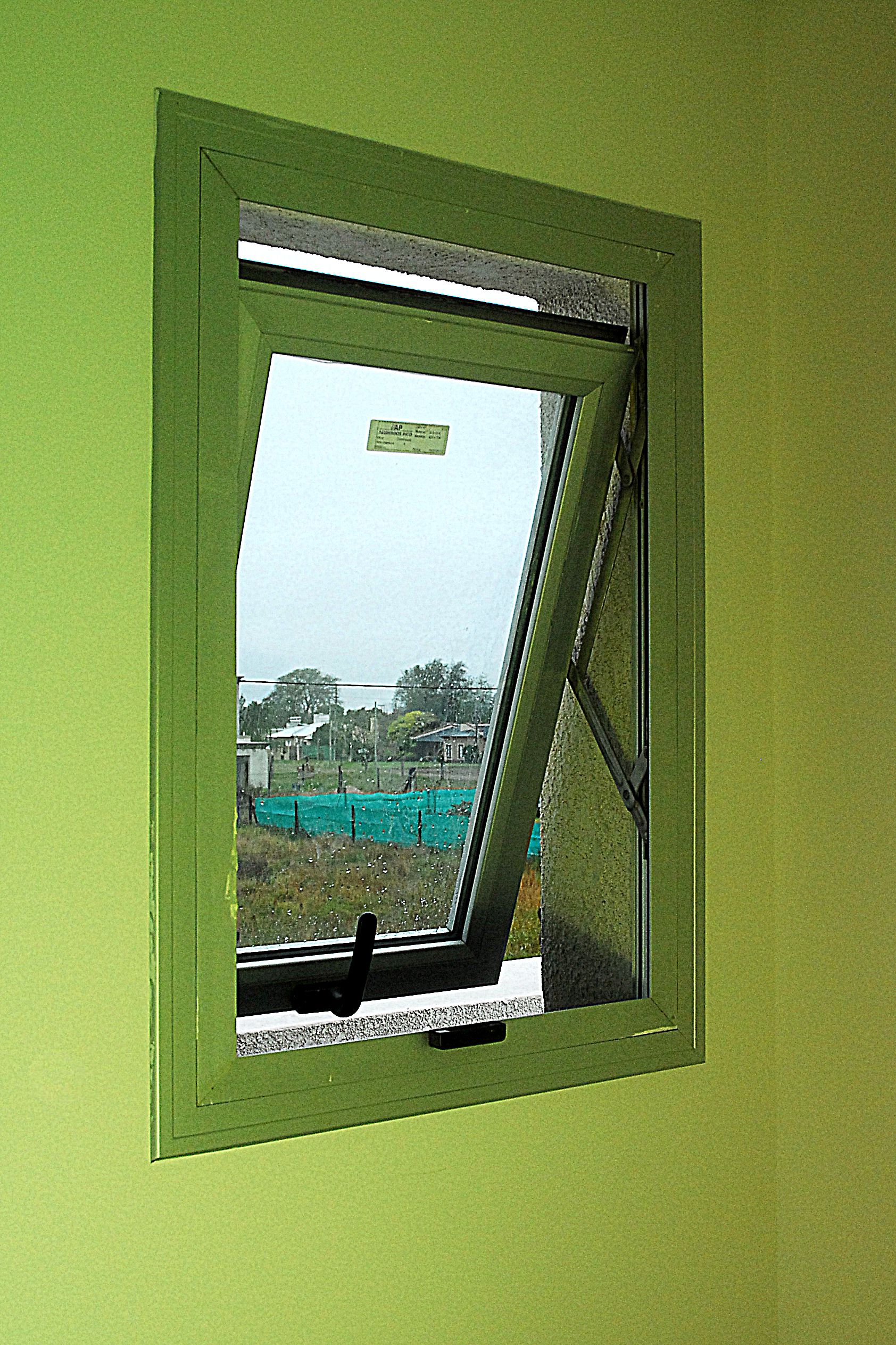 Ventana desplazable de aluminio